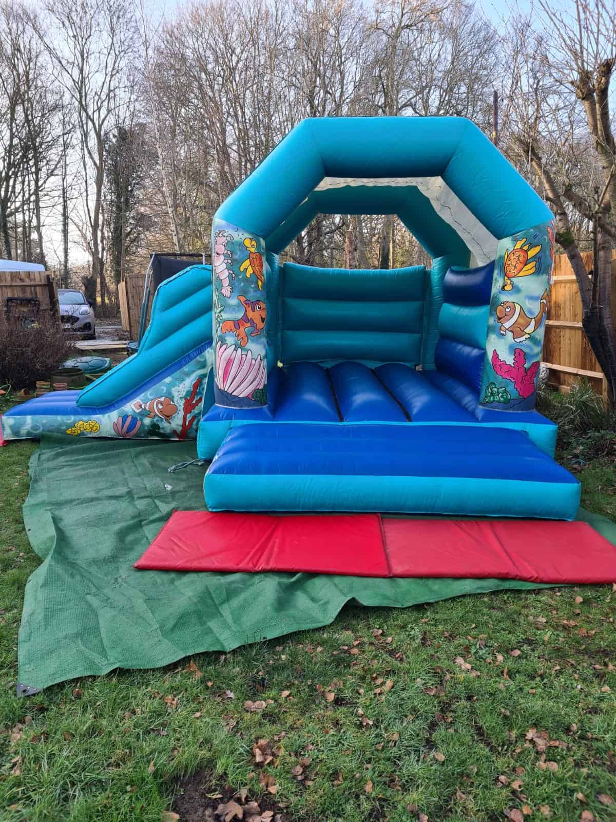 bouncy castles with slides - CB Bouncy Castles Hire